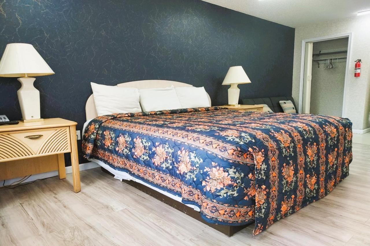 Studio Inn And Suites Galloway Exteriör bild